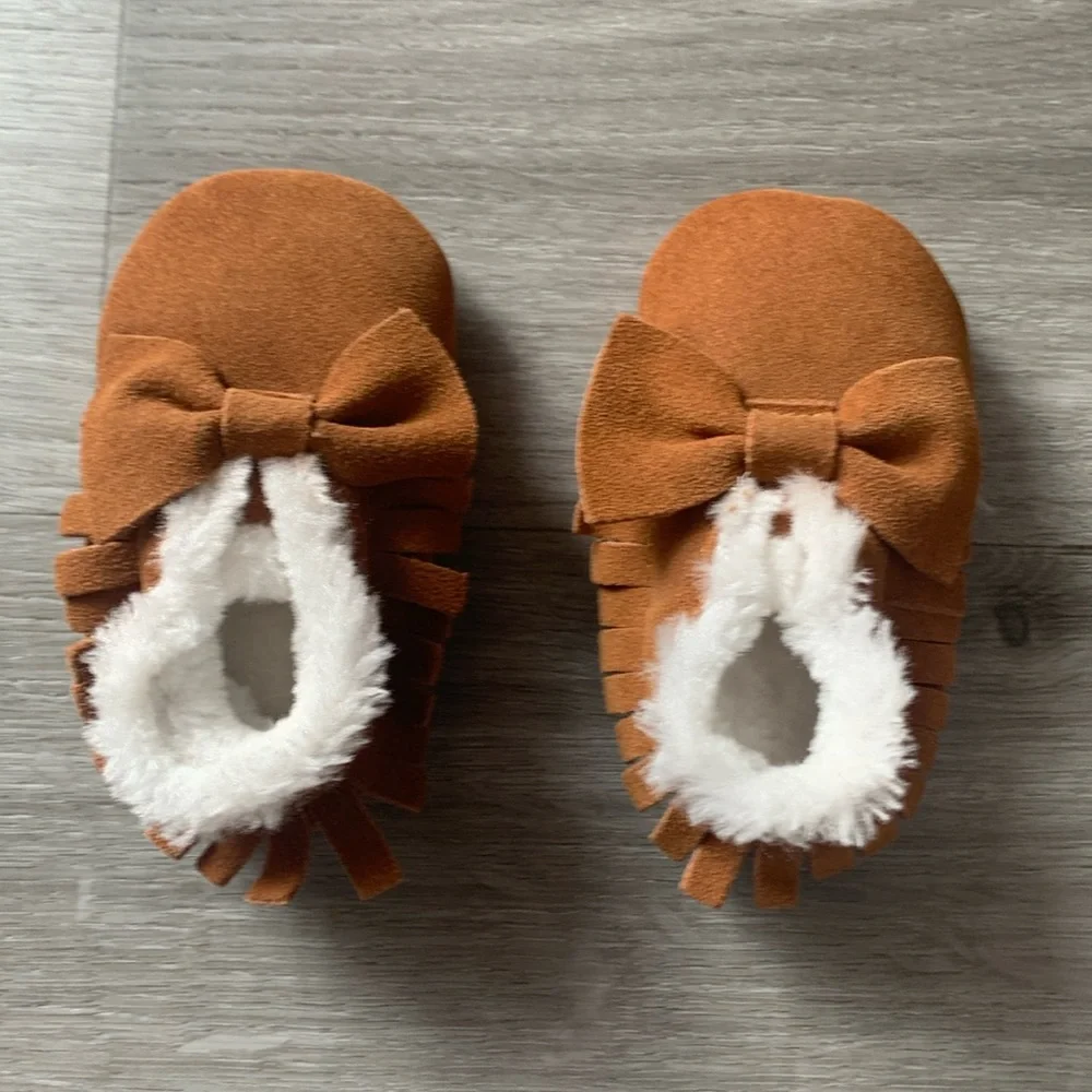 Moccasins fleece inside